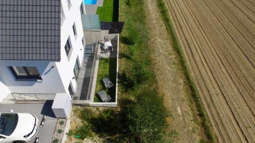 Apartamento Ferienwohnung Feldblick