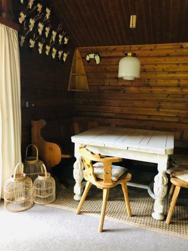 Calluna Hunting Lodge