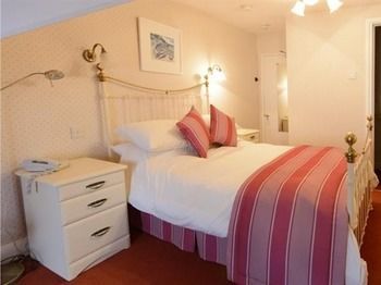 Hostal Bishopsgate House Hotel