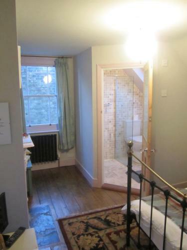 Hostal Grange Guest House