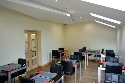Cambridge Hotel