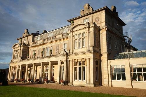 Down Hall Country House Hotel