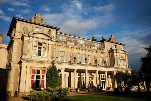 Down Hall Country House Hotel