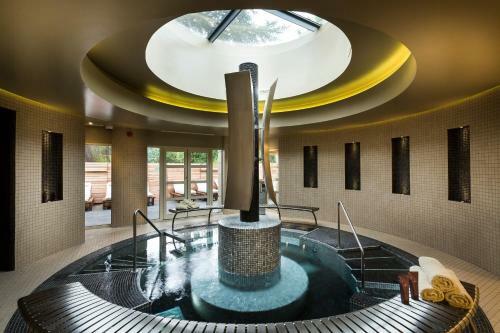 Down Hall Country House Hotel