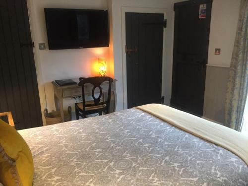 Hostal Bonningtons Stansted B&B