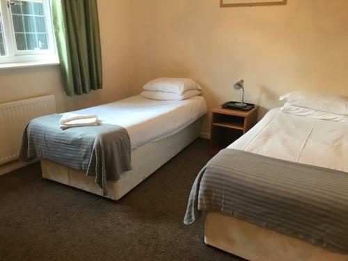 Hostal The Admirals Inn Guest House
