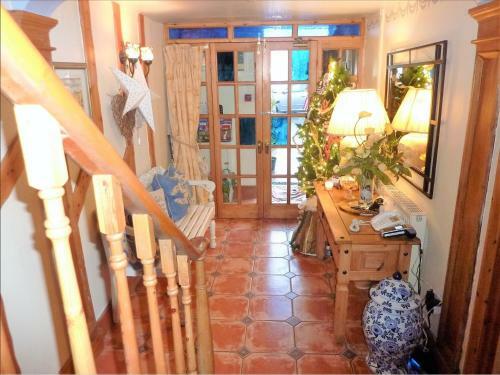 Hostal Ty Anne Guest House