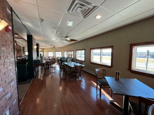 Hotel Presque Isle Inn