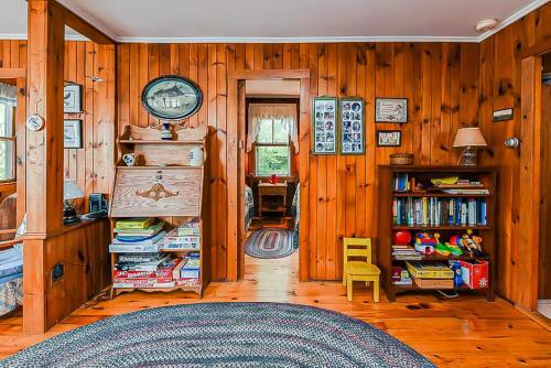 Boulder Pointe Cottage