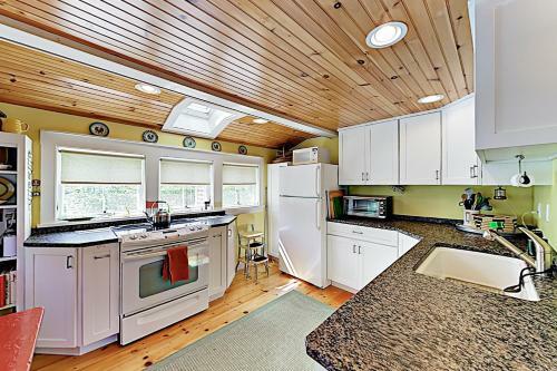 Capitol Island Retreats