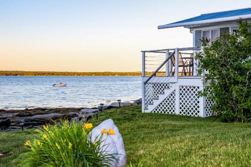 Dream Harbor House And Cottage