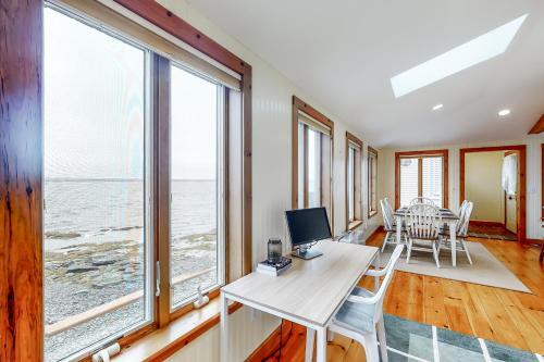 Dream Harbor House And Cottage