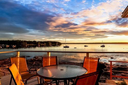 Dream Harbor House And Cottage