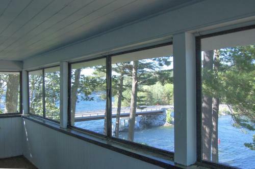 Bayview Cottages & Retreats