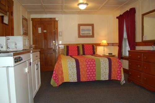 Bayview Cottages & Retreats
