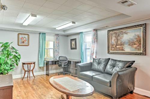 Cozy Bel Air Home - Walk To Main Street Shops