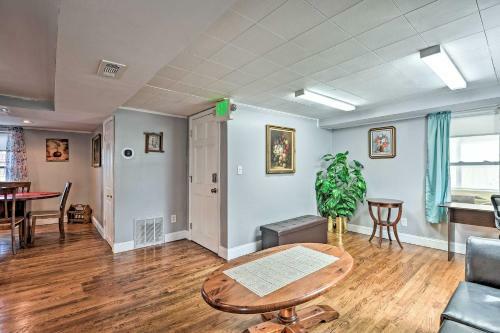 Cozy Bel Air Home - Walk To Main Street Shops