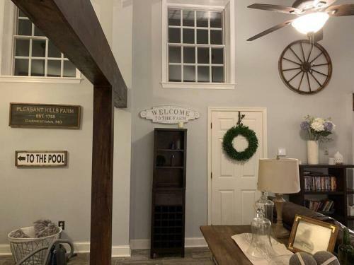 Pleasant Hills Farm Guest House