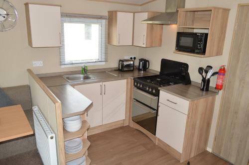 Stunning Luxury 6 Berth Caravan Tattershall Lakes
