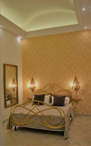 Hostal Domus Sanfelice Suite