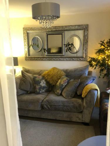 Lazy Nest Is A Lazy Comfortable Nest To Laze