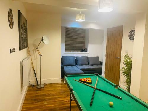 Inviting 1-bed Hot Tub Apartment In Nottingham