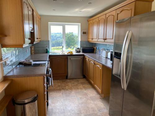 Massive Enclosed Garden & Stunning Views St Asaph
