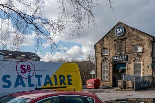 Apartamento Riverside Balcony With Parking Minutes To Saltaire