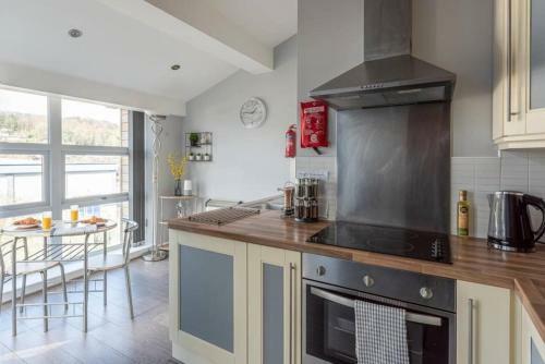Apartamento Riverside Balcony With Parking Minutes To Saltaire