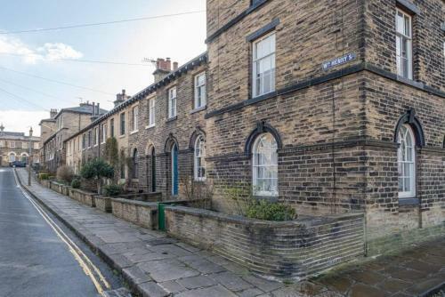 Apartamento Riverside Balcony With Parking Minutes To Saltaire