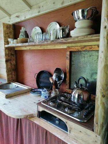 Stargazer Shepherds Hut A Warm And Cosy Getaway
