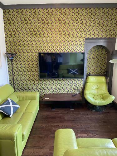 Impeccable 2-bed Apartment In West Kilbride