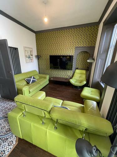 Impeccable 2-bed Apartment In West Kilbride