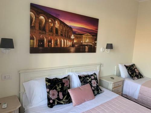 Hostal New Verona Business And Fun G B Rossi Friendly