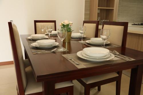Impeccable 2-bed Apartment In Astoria- Colombo 3