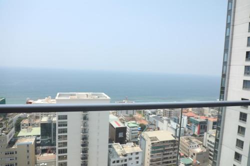 Impeccable 2-bed Apartment In Astoria- Colombo 3