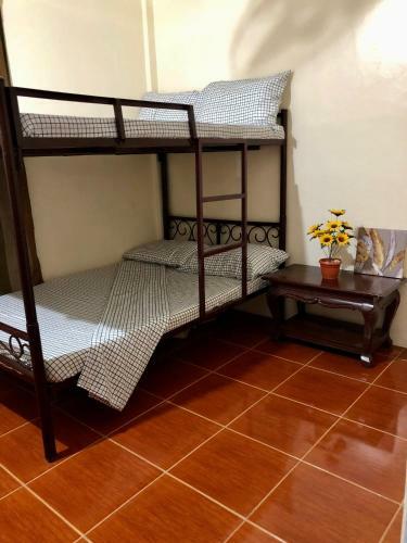 Hostal Rose And Fer Transient House