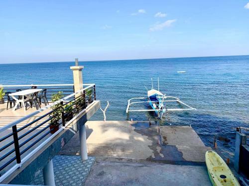Hotel Pamanilao And Padoy's Dive Camp