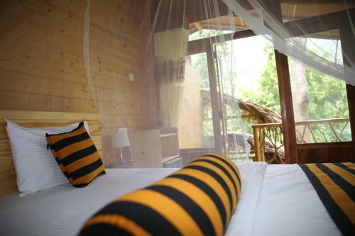 Hotel Eco Village