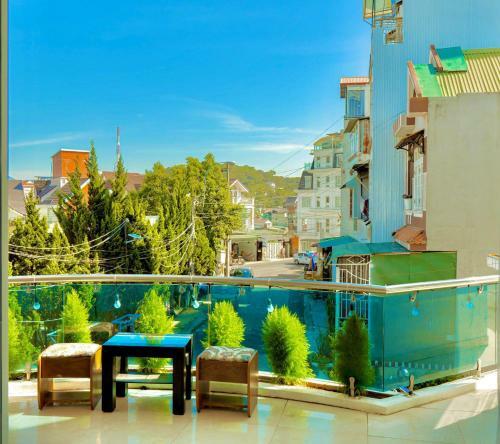 M?c Y�n Hotel