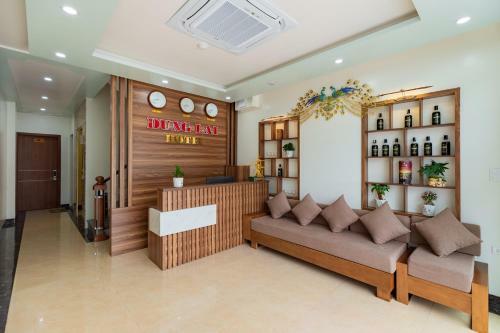 Dzung Lai Bay View Hotel