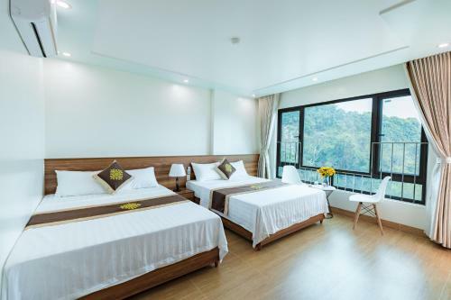 Dzung Lai Bay View Hotel