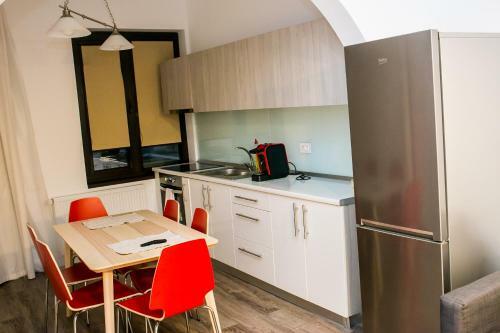 Acquamarina Design Central Apartment With Terrace