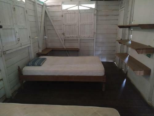 La Caba�a Amarilla