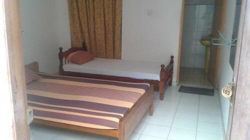 Hostal Sanalee Guest