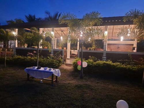 Hostal Lake View Kirinda