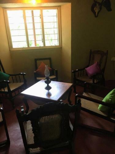 Hostal The Shanties
