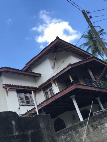 Saman Villa