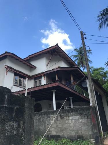Saman Villa