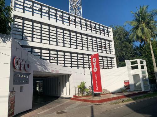 Subhas Tourist Hotel